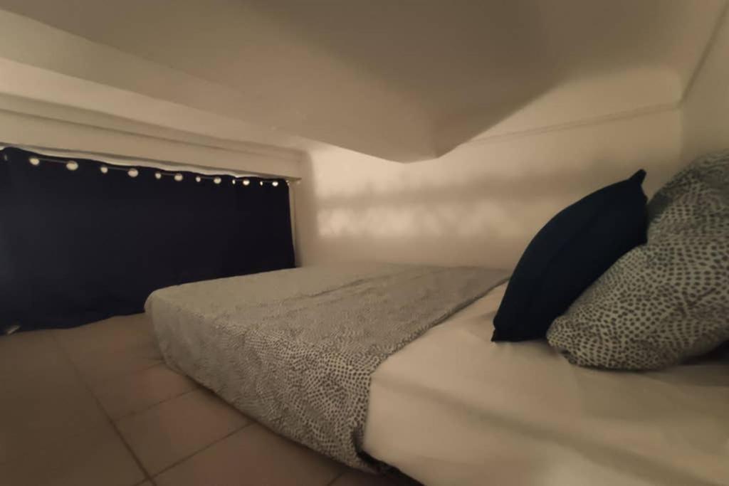 Apartment Centre 'le Noailles'
